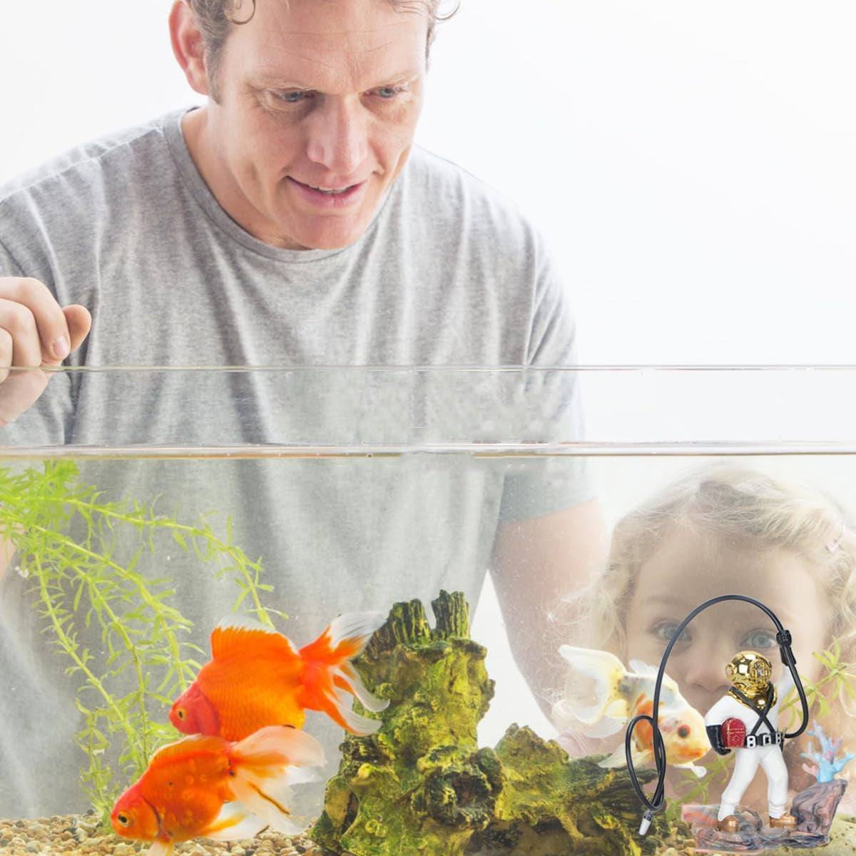 Aquarium Decorations Diver with Hose Live Action Aerating Aquarium Ornament Fish Tank Decoration Aquarium Ornament